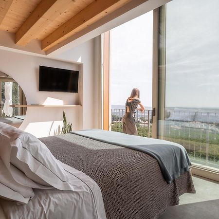 Agriturismo Rive Del Bacio - La Dimora فالدوبياديني المظهر الخارجي الصورة