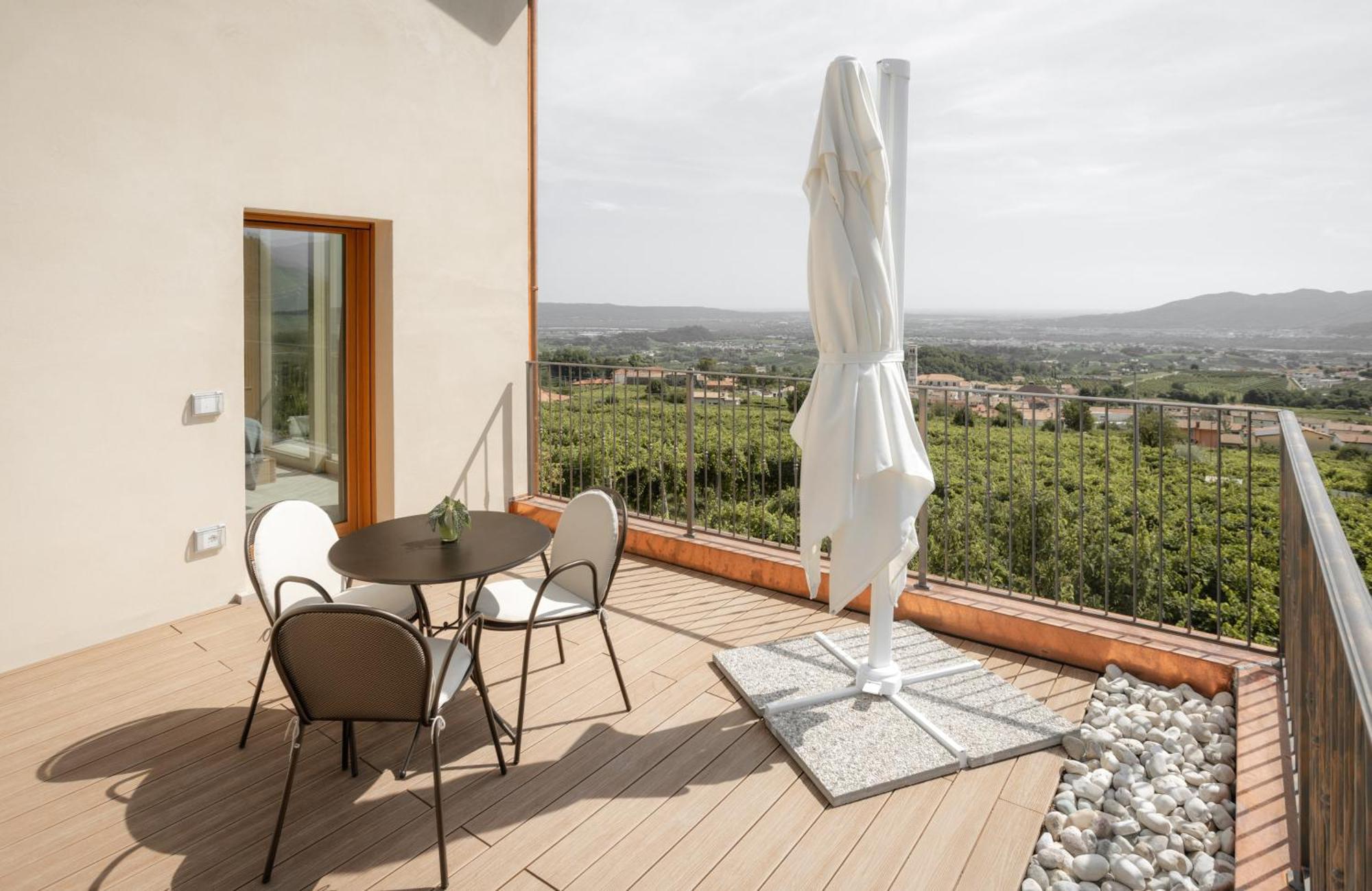 Agriturismo Rive Del Bacio - La Dimora فالدوبياديني المظهر الخارجي الصورة